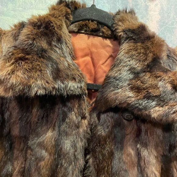 Vintage 1940’s Fur Brown and Black Fur Coat - Picture 6 of 15